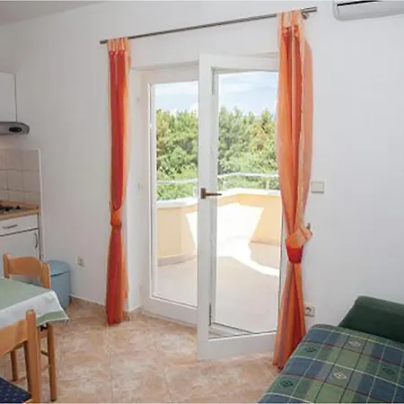 Appartement Gezellig Appartement In Malinska *