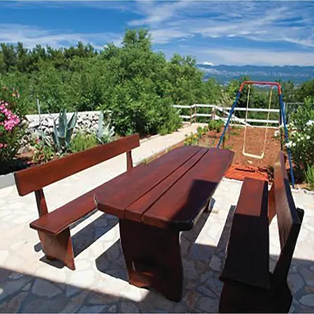Cozy Apartment In Malinska *